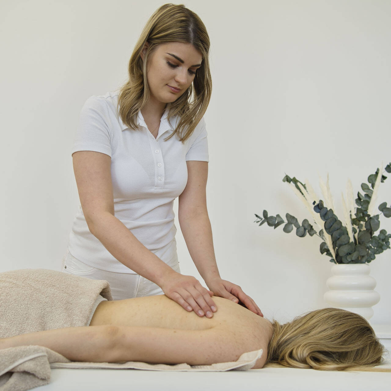 Kraftpol Massage | Sophie Brunnmayr